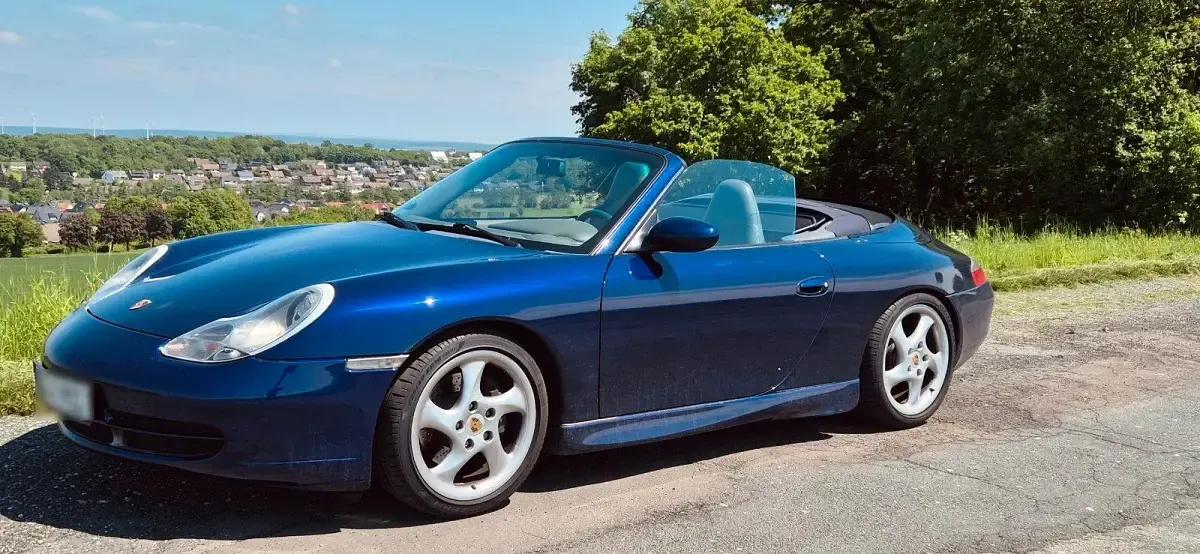 Gebraucht Porsche 911 300 PS (220 kW) 2001 Blau Cabrio