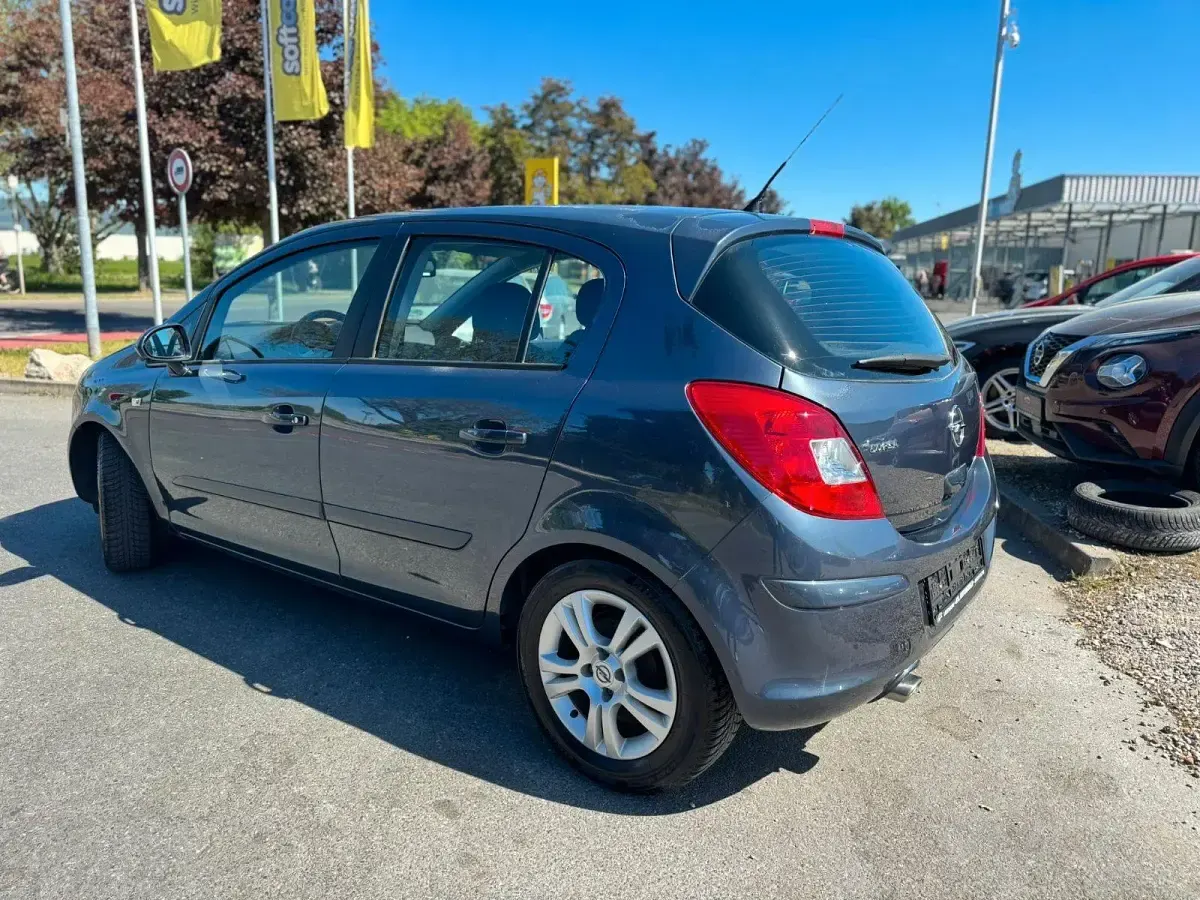 Gebraucht Opel Corsa Sport 90 PS (66 kW) 2006 Blau Kleinwagen