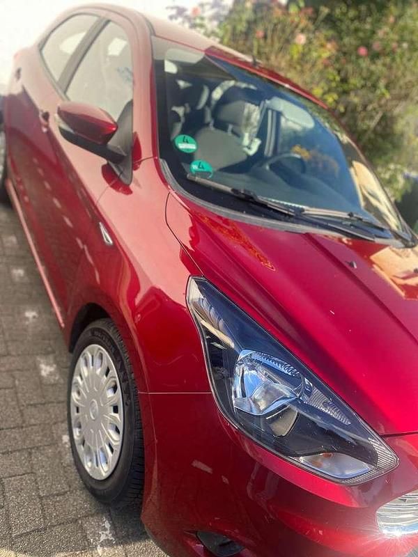 Rot Gebraucht 2018 Ford Ka Plus S Kleinwagen | 8.000 € (Guter Preis) - Bild 1/3