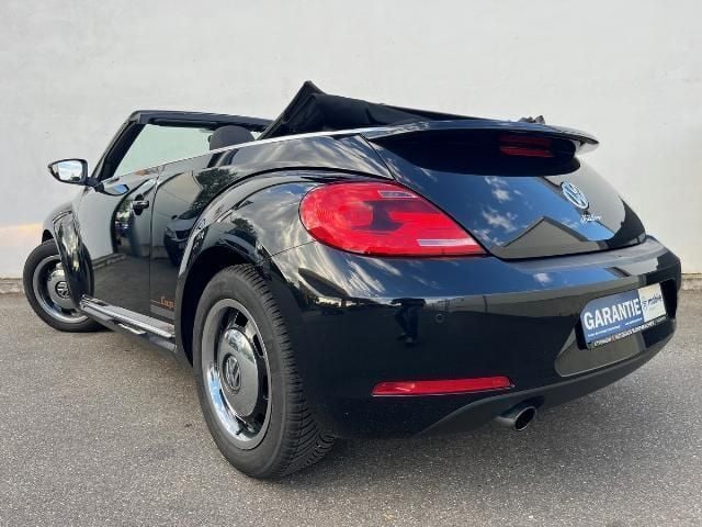 Gebraucht VW Beetle Cabriolet Cup 105 PS (77 kW) 2014 Deep black perleffekt Cabrio