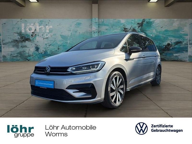Reflexsilber metallic Gebraucht 2024 VW Touran Highline Van / Kleinbus | 39.590 € (Teuer) - Bild 1/4