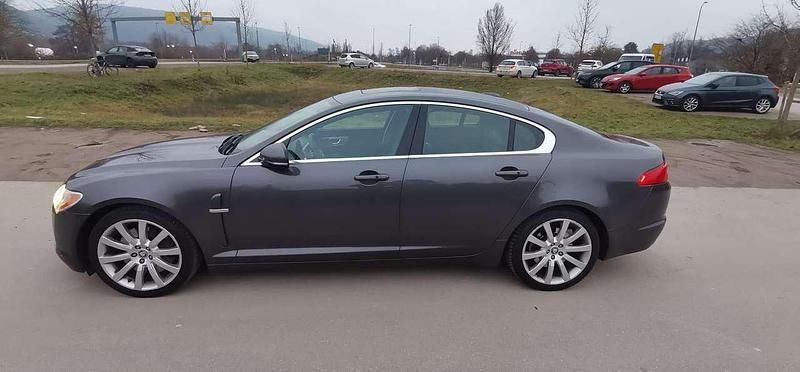 Grau Gebraucht 2010 Jaguar XF Portfolio Limousine | 7.000 € (Fairer Preis) - Bild 1/4