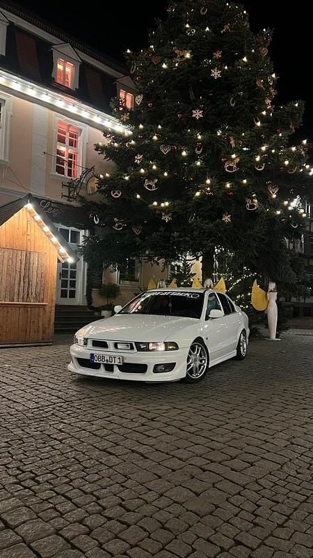 Weiß Gebraucht 1999 Mitsubishi Galant Limousine | 8.000 € - Bild 1/4