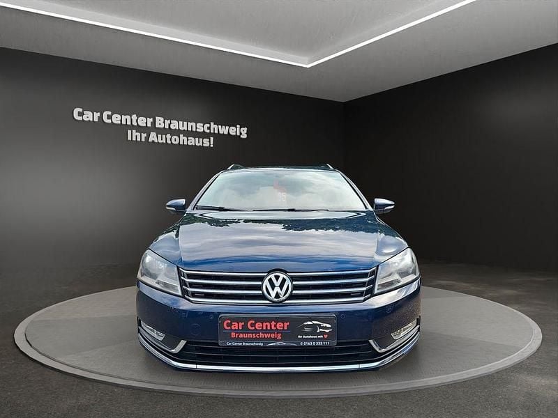 Usata VW Passat 140 CV (102 kW) 2014 Blu Station wagon