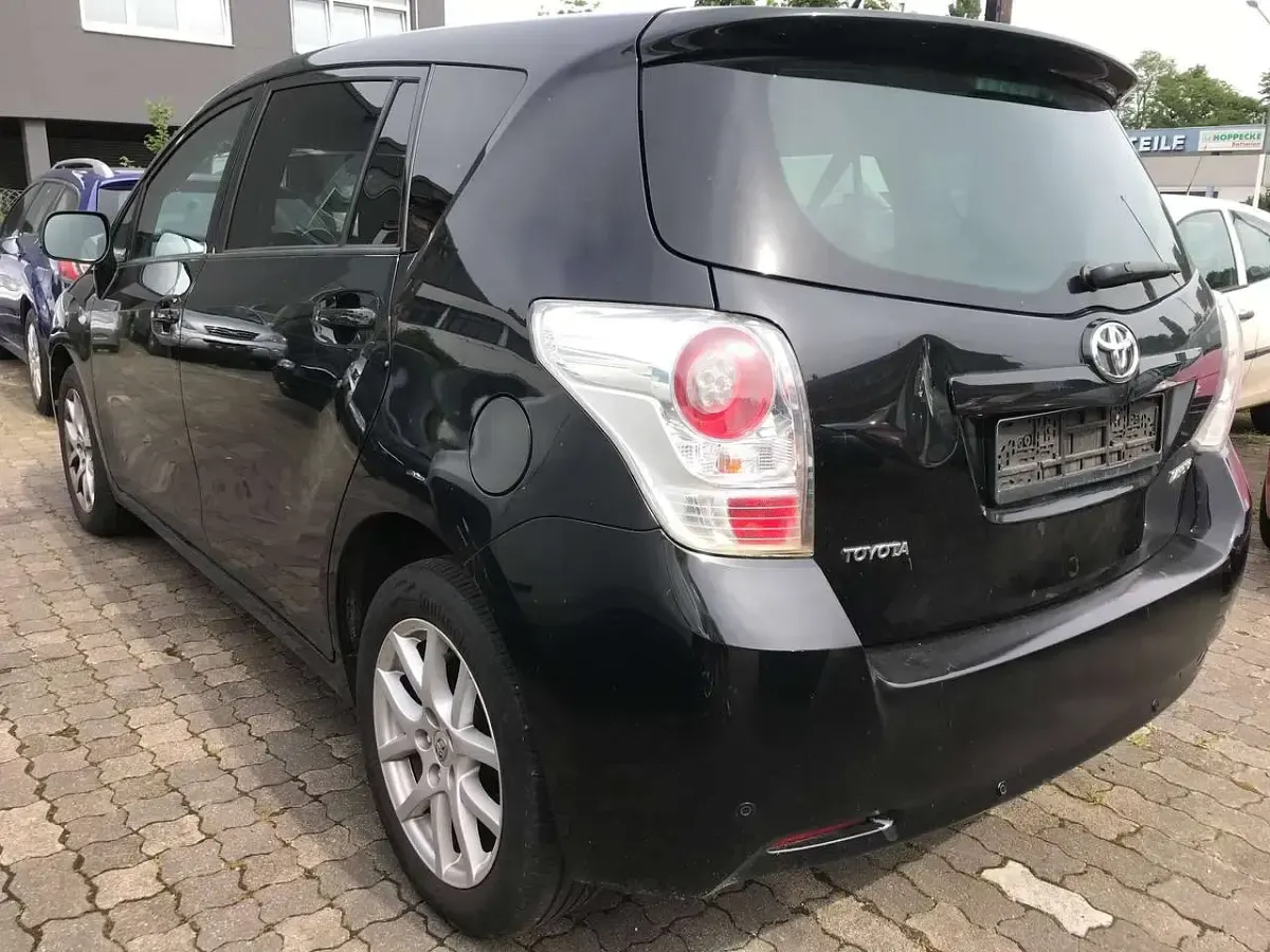 Gebraucht Toyota Verso Multidrive S 147 PS (108 kW) 2012 Schwarz Van / Kleinbus