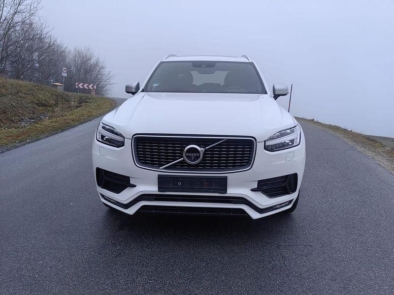 Weiß Gebraucht 2016 Volvo XC90 R-Design SUV | 21.950 € (Superpreis) - Bild 1/4