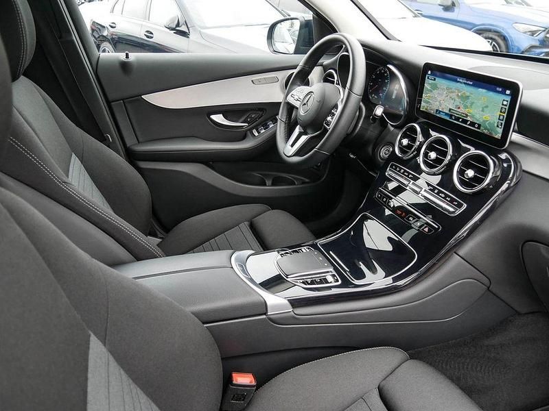 Gebraucht Mercedes GLC300e Night 306 PS (225 kW) 2022 Blau SUV
