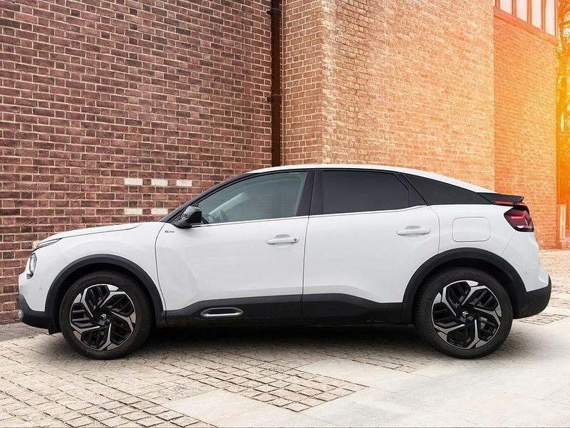 Gebraucht Citroën C4 PureTech 131 PS (96 kW) 2023 Weiß Limousine