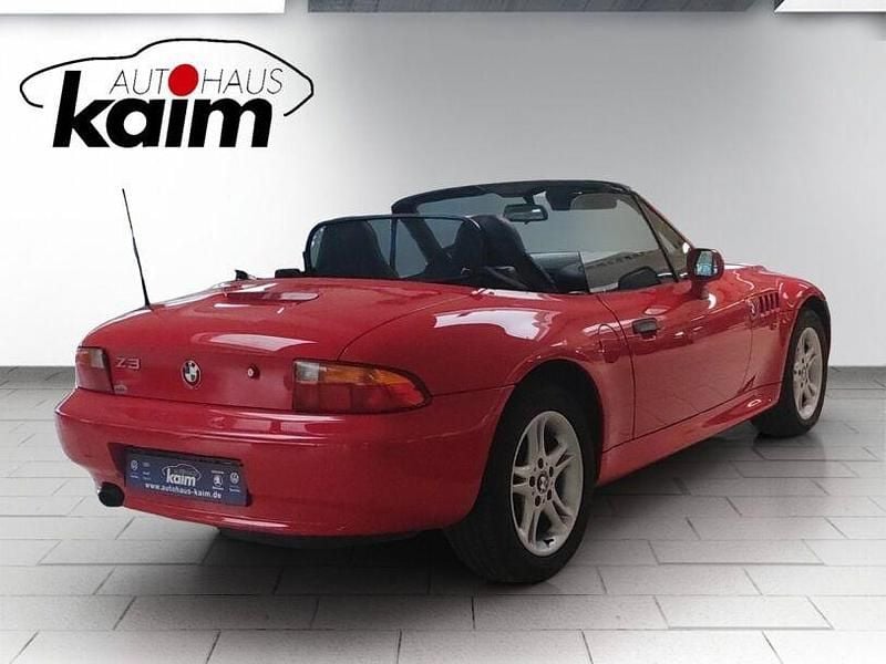 Gebraucht BMW Z3 Sport Line 118 PS (86 kW) 1999 Hellrot Cabrio