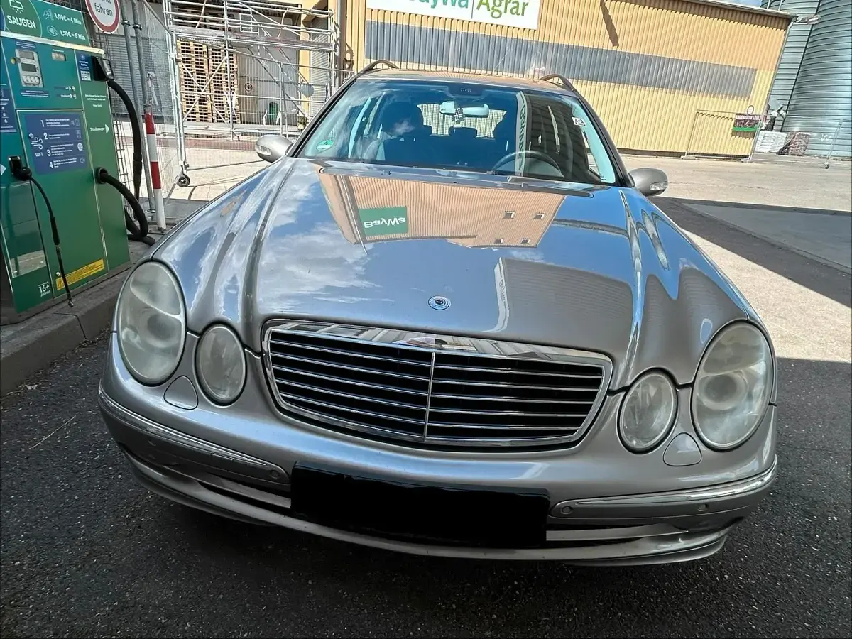 Gebraucht Mercedes E320 Avantgarde 224 PS (164 kW) 2006 Andere farben Kombi