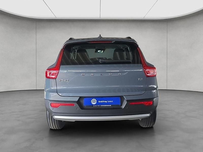 Gebraucht Volvo XC40 129 PS (94 kW) 2023 Grau SUV