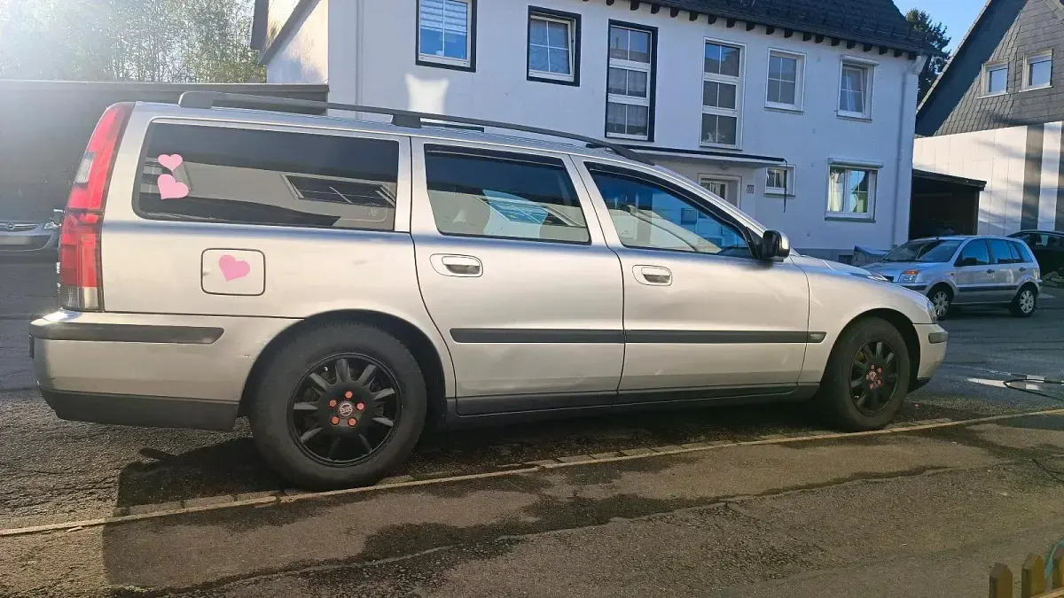 Gebraucht Volvo V70 140 PS (102 kW) 2001 Silber Kombi