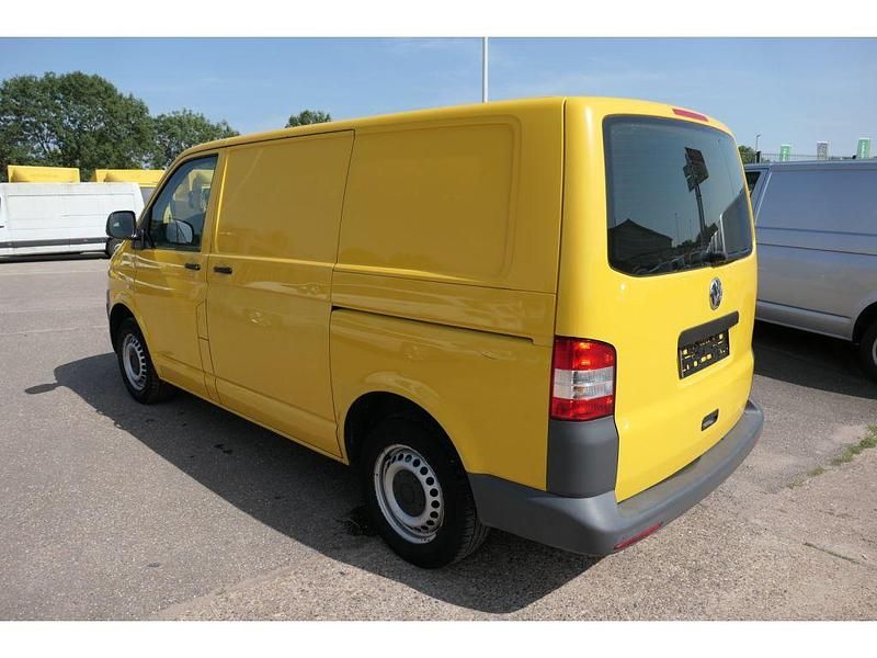 Gebraucht VW T5 84 PS (61 kW) 2012 Ginstergelb r1032 Van