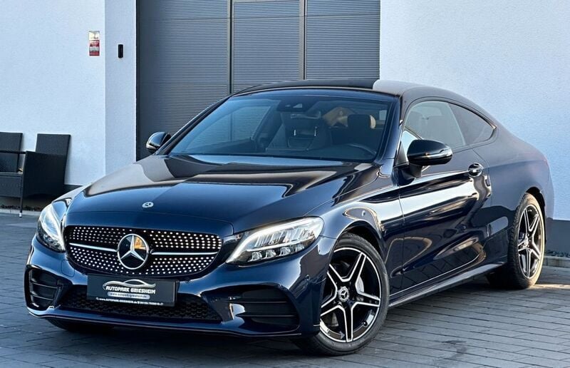 Blau Gebraucht 2019 Mercedes C180 AMG line Coupé | 27.900 € (Guter Preis) - Bild 1/4