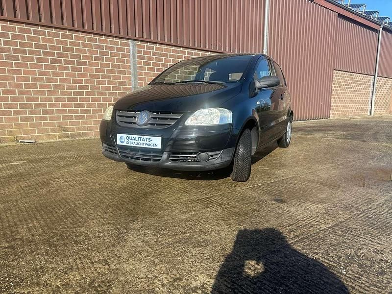 Używany VW Fox Basis 54 KM (39 kW) 2007 Czarny Hatchback
