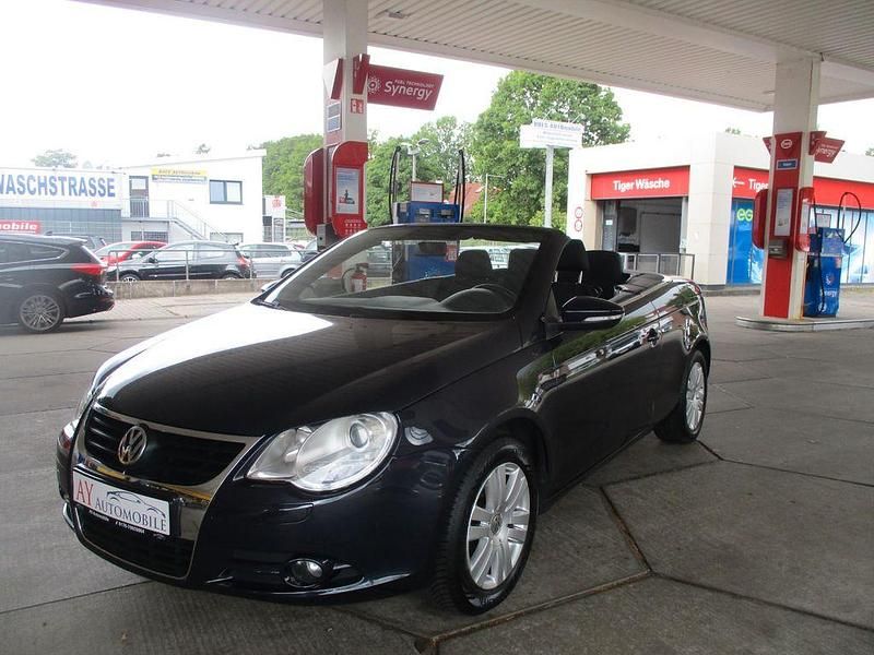 Gebraucht VW Eos 122 PS (89 kW) 2009 Blau Cabrio