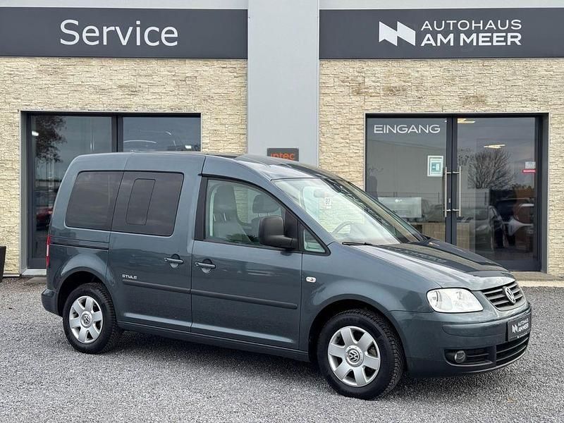 Grau Gebraucht 2025 VW Caddy Style Van / Kleinbus | 9.999 € (Superpreis) - Bild 1/4