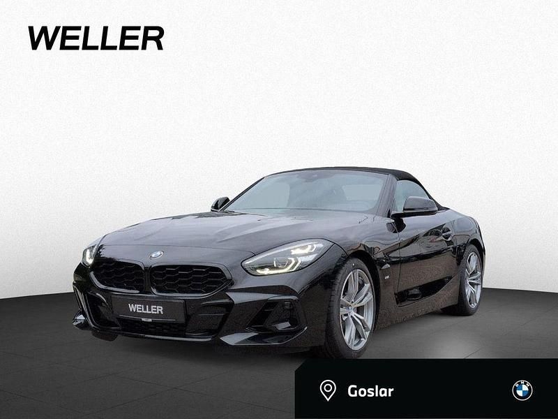 Black sapphire (schwarz) Neu 2025 BMW Z4 Comfort Edition Limousine | 53.990 € (Superpreis) - Bild 1/3