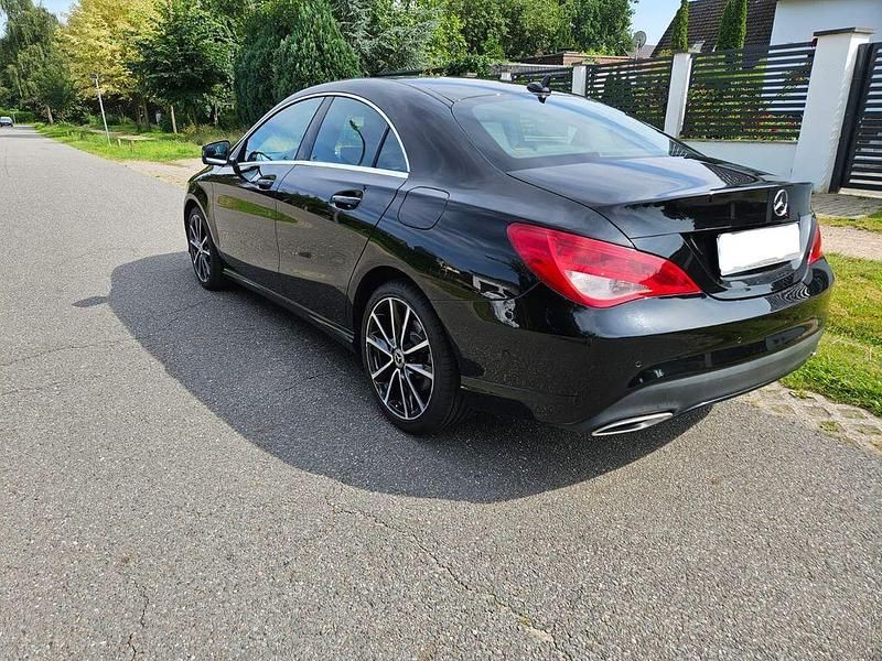 Gebraucht Mercedes CLA220 170 PS (125 kW) 2018 Schwarz Limousine