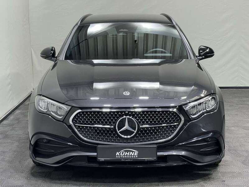 Gebraucht Mercedes E220 AMG 197 PS (144 kW) 2024 Grau, Kombi