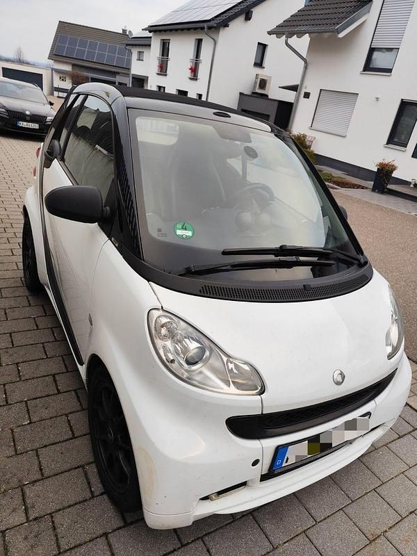 Gebraucht Smart ForTwo Cabrio 71 PS (52 kW) 2011 Weiß Cabrio