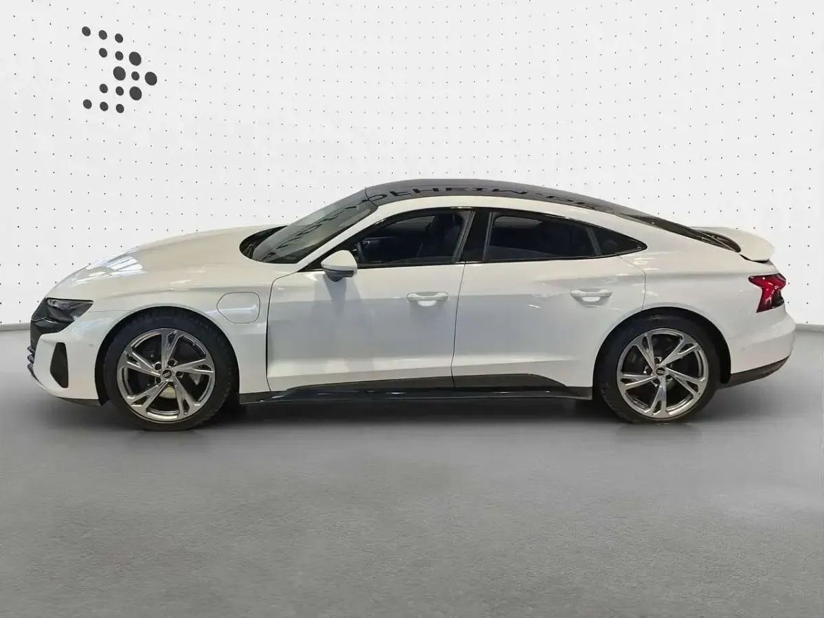 Gebraucht Audi e-tron GT quattro Comfort 350 kW (476 PS) 2022 Ibisweiß Limousine
