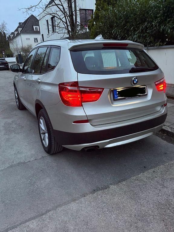Gebraucht BMW X3 184 PS (135 kW) 2011 Silber SUV