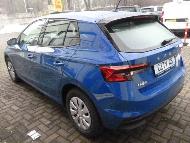 Neu Skoda Fabia Drive 80 PS (58 kW) 2026 Blau Limousine