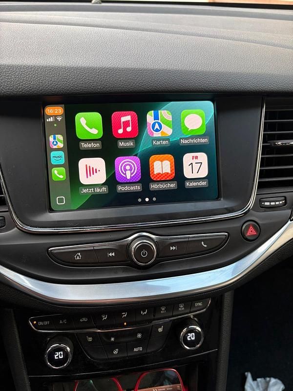 Weiß Gebraucht 2022 Opel Astra Kombi | 16.500 € (Fairer Preis) - Bild 1/4