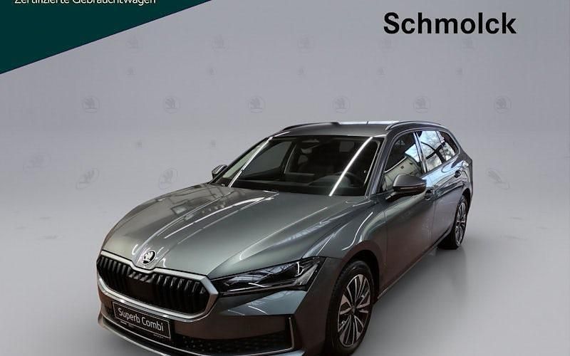 Grau Gebraucht 2025 Skoda Superb Selection Kombi | 38.490 € (Fairer Preis) - Bild 1/4
