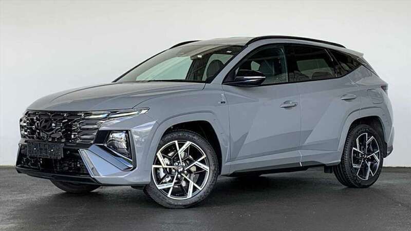 Grau Neu 2024 Hyundai Tucson N Line SUV | 32.970 € (Superpreis) - Bild 1/4