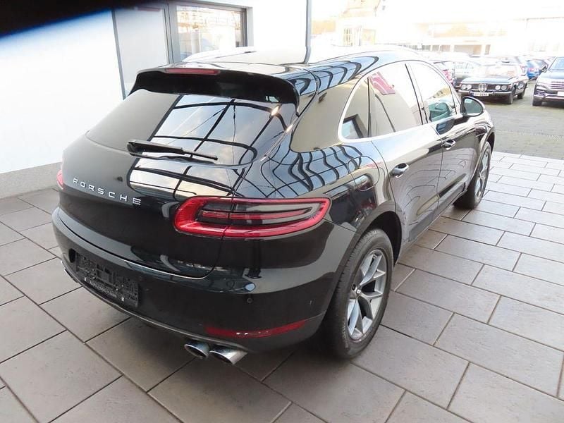 Gebraucht Porsche Macan 252 PS (185 kW) 2018 Schwarz SUV