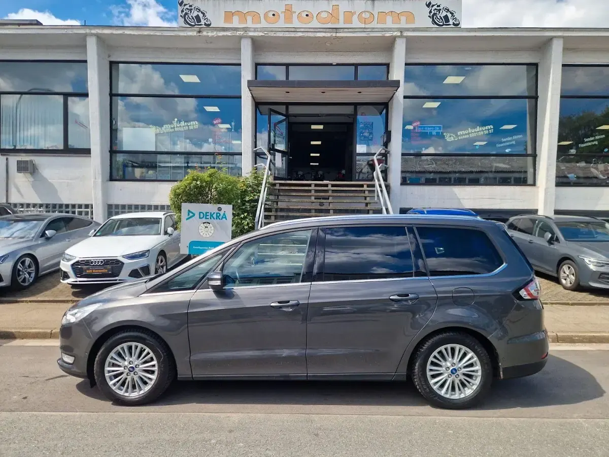 Używany Ford Galaxy Titanium 150 KM (110 kW) 2016 Szary Minivan