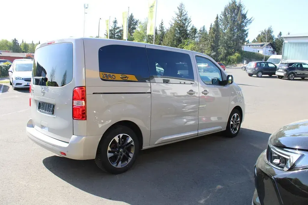 Gebraucht Opel Zafira Life Edition 177 PS (130 kW) 2022 Grau Van / Kleinbus