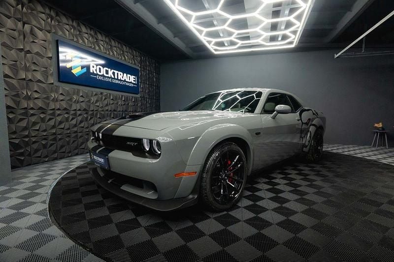 Grau Gebraucht 2021 Dodge Challenger Coupé | 37.990 € (Guter Preis) - Bild 1/4