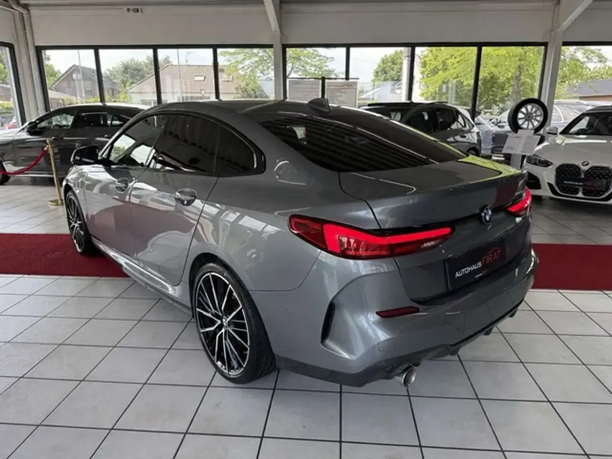 Gebraucht BMW 218 M Sport 136 PS (100 kW) 2024 Grau Coupé