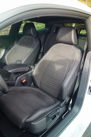 Gebraucht VW Scirocco 140 PS (102 kW) 2010 Weiß Coupé