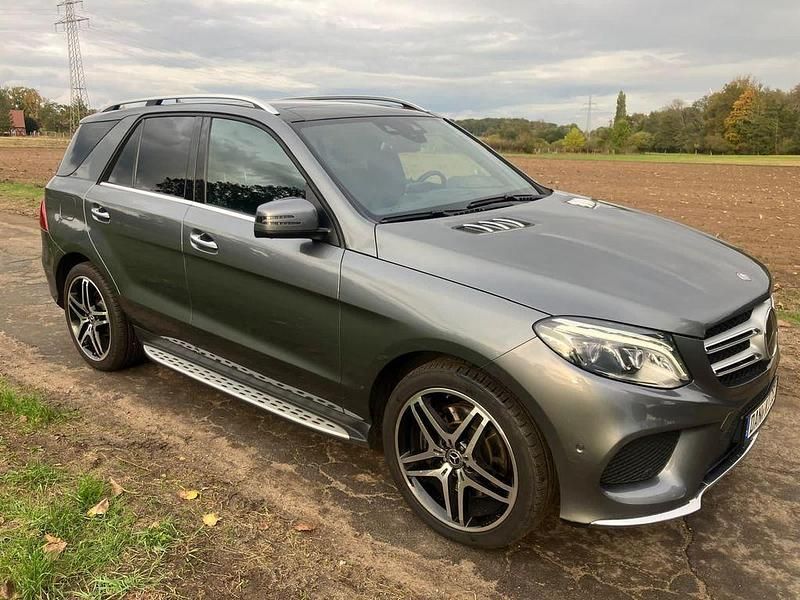 Gebraucht Mercedes GLE350 258 PS (189 kW) 2017 Grau SUV