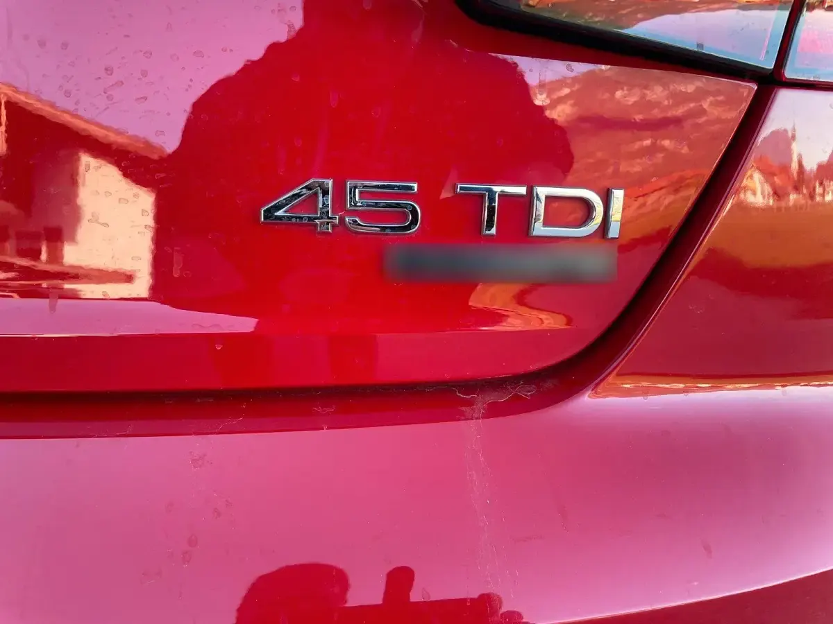 Gebraucht Audi A4 231 PS (169 kW) 2020 Rot Limousine