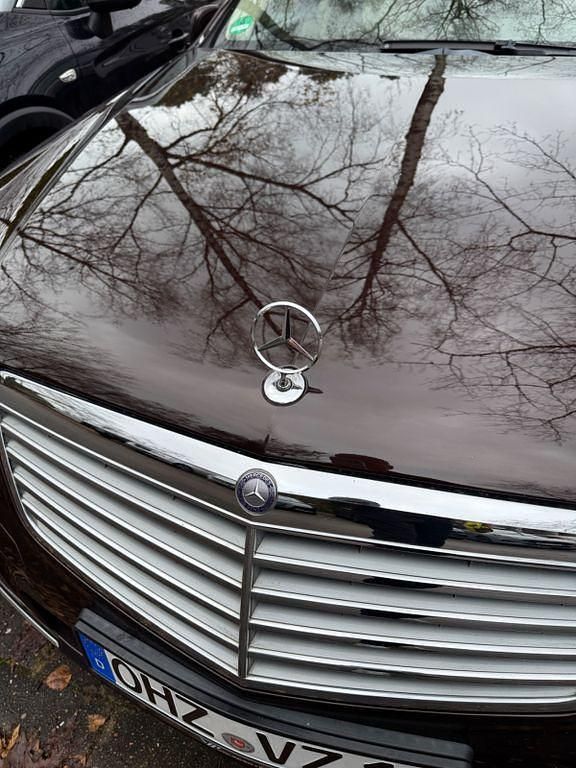 Gebraucht Mercedes E220 Avantgarde 170 PS (125 kW) 2009 Braun Limousine