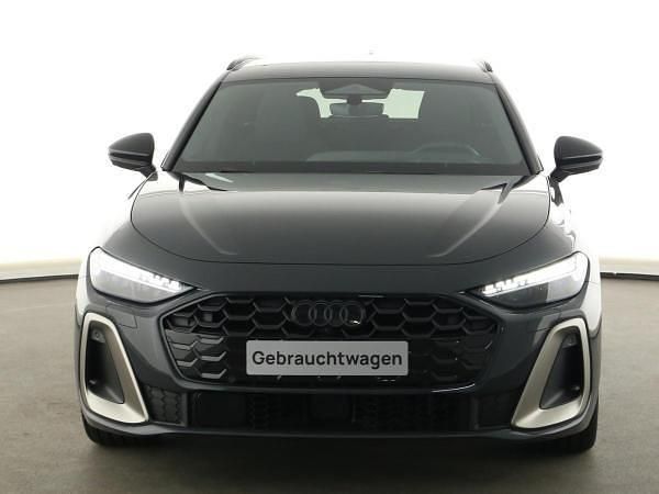 Magnetgrau Gebraucht 2024 Audi A5 Ambiente Coupé | 60.590 € (Fairer Preis) - Bild 1/4