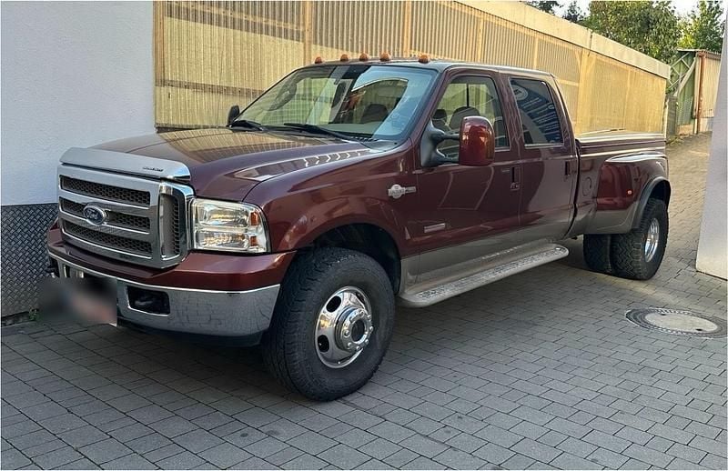 Rot Gebraucht 2007 Ford V8 King Ranch Limousine | 29.900 € - Bild 1/1