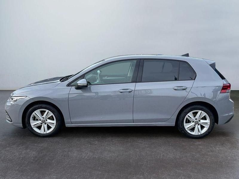 Gebraucht VW Golf VIII Life 150 PS (110 kW) 2024 Grau Limousine