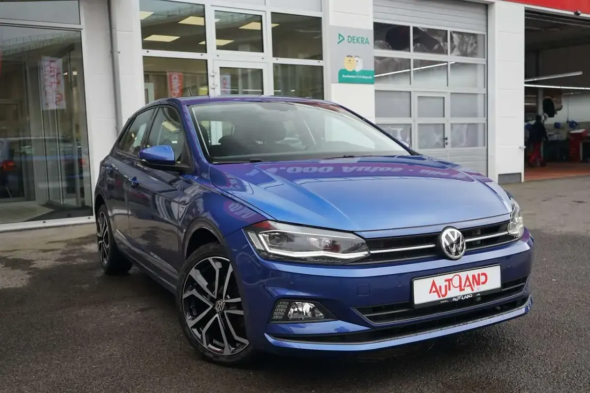 Gebraucht VW Polo Comfortline 116 PS (85 kW) 2019 Blau Kleinwagen