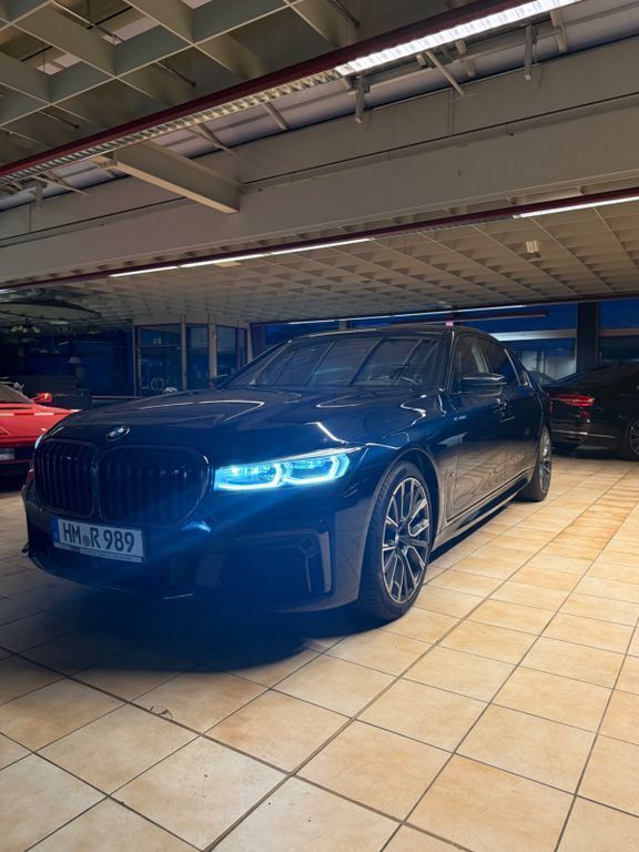 Schwarz Gebraucht 2020 BMW 740L M Sport Limousine | 50.900 € (Etwas zu teuer) - Bild 1/4
