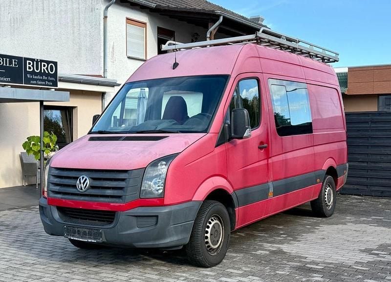Rot Gebraucht 2015 VW Crafter Van | 11.900 € (Superpreis) - Bild 1/4