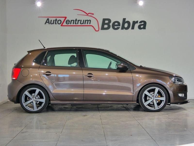 Gebraucht VW Polo Comfortline 90 PS (66 kW) 2012 Toffee/graciosabraun Kleinwagen