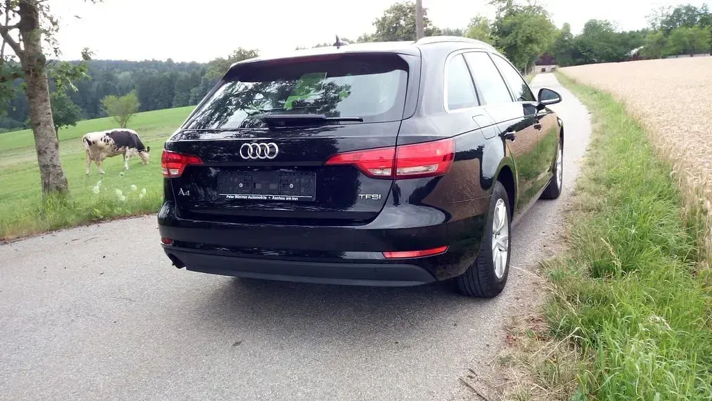 Gebraucht Audi A4 Sport 150 PS (110 kW) 2017 Schwarz Kombi
