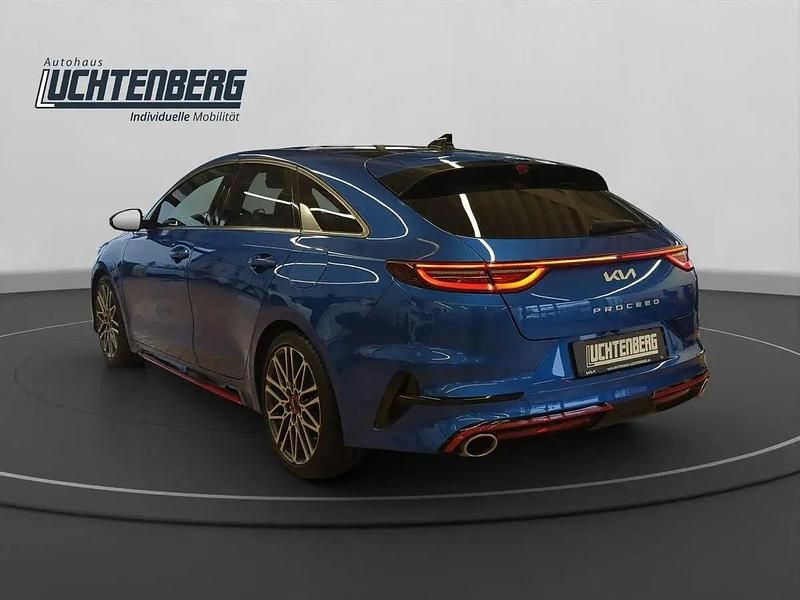 Gebraucht Kia ProCeed Comfort 204 PS (150 kW) 2023 Blau Kombi