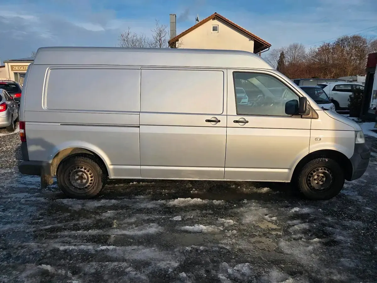 Używany VW Transporter 131 KM (96 kW) 2009 Srebrny Van